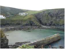 Port Isaac  Cornwall Harbour